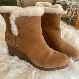 Ugg Devorah Wedge Ankle Boot